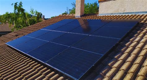 panneaux solaires lyon|Panneau Solaire à Lyon : aides, prix, installateurs (2024).